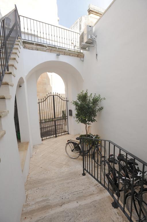 Negramaro Suite B&B Лечче Экстерьер фото